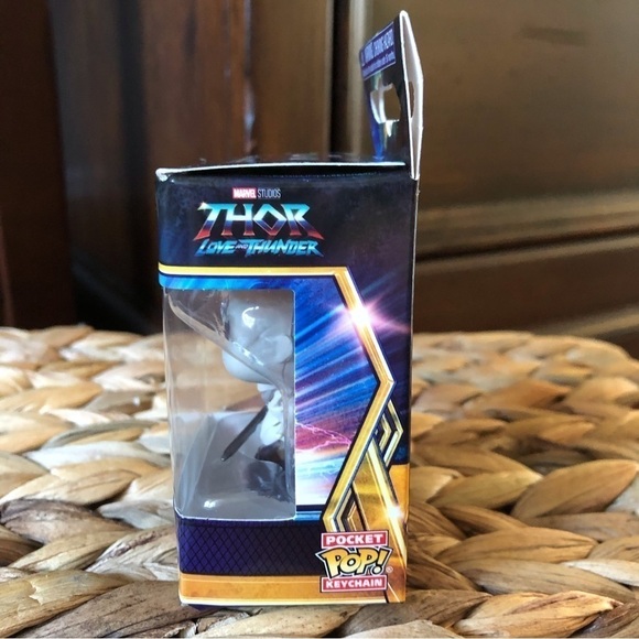 Funko Pop Disney, Marvel, Thor Love and Thunder, Gorr pocket keychain - Picture 2 of 4